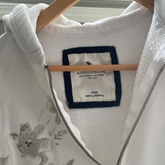 2 for $10 💕 Abercrombie Kids Floral Hoodie L - Picture 5 of 14